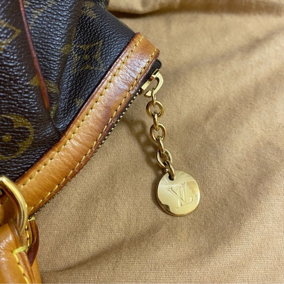 🆕🔥Louis vuitton, Tivoli PM vintage Tote Bag Great Condition👜 - Picture 13 of 14